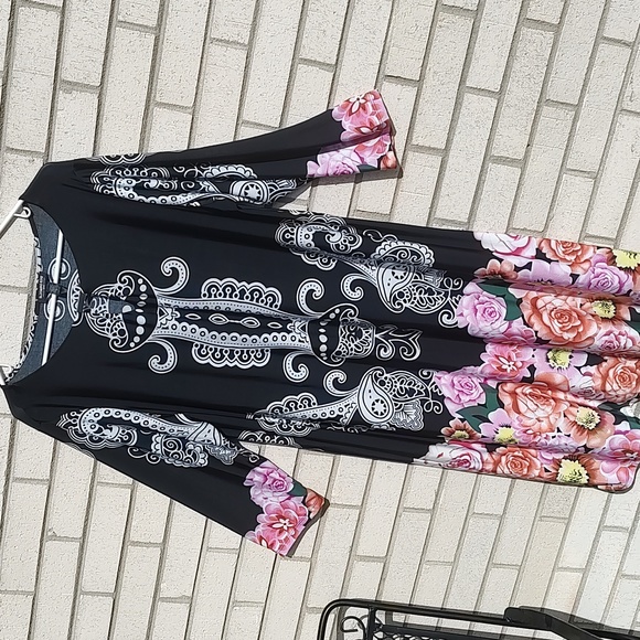 Multi Color Dress - Picture 2 of 11